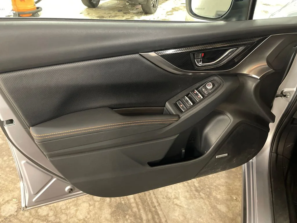 Used 2019 Silver Subaru 2.0i Limited image 15