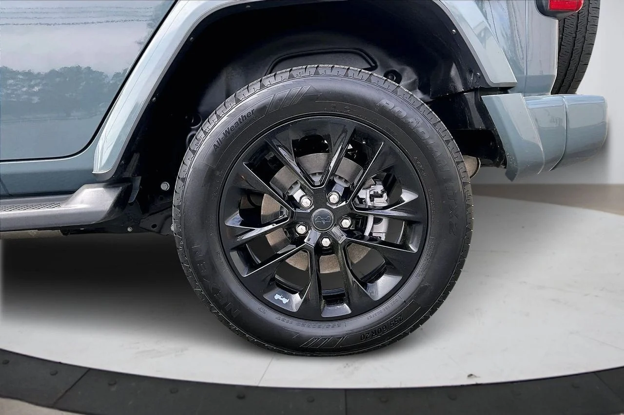 Certified Used 2024 Gray Jeep Sahara 4xe image 34