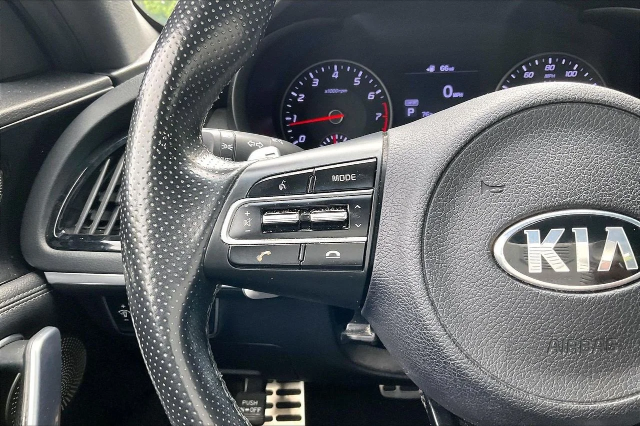 Used 2020  Kia GT-Line image 31
