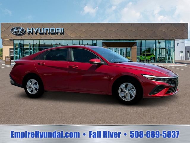 2025 Hyundai Elantra SE - Photo 10