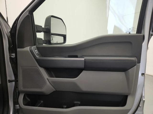 Used 2023 Silver Ford XL image 52