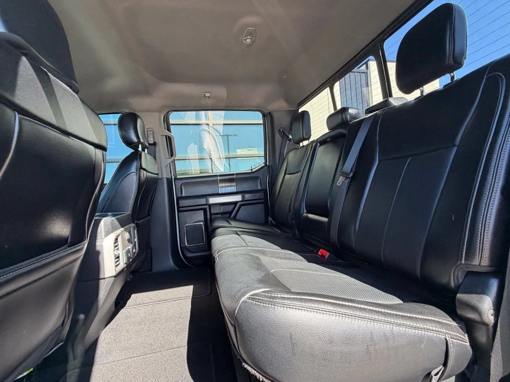 Used 2020 White Ford Lariat image 22
