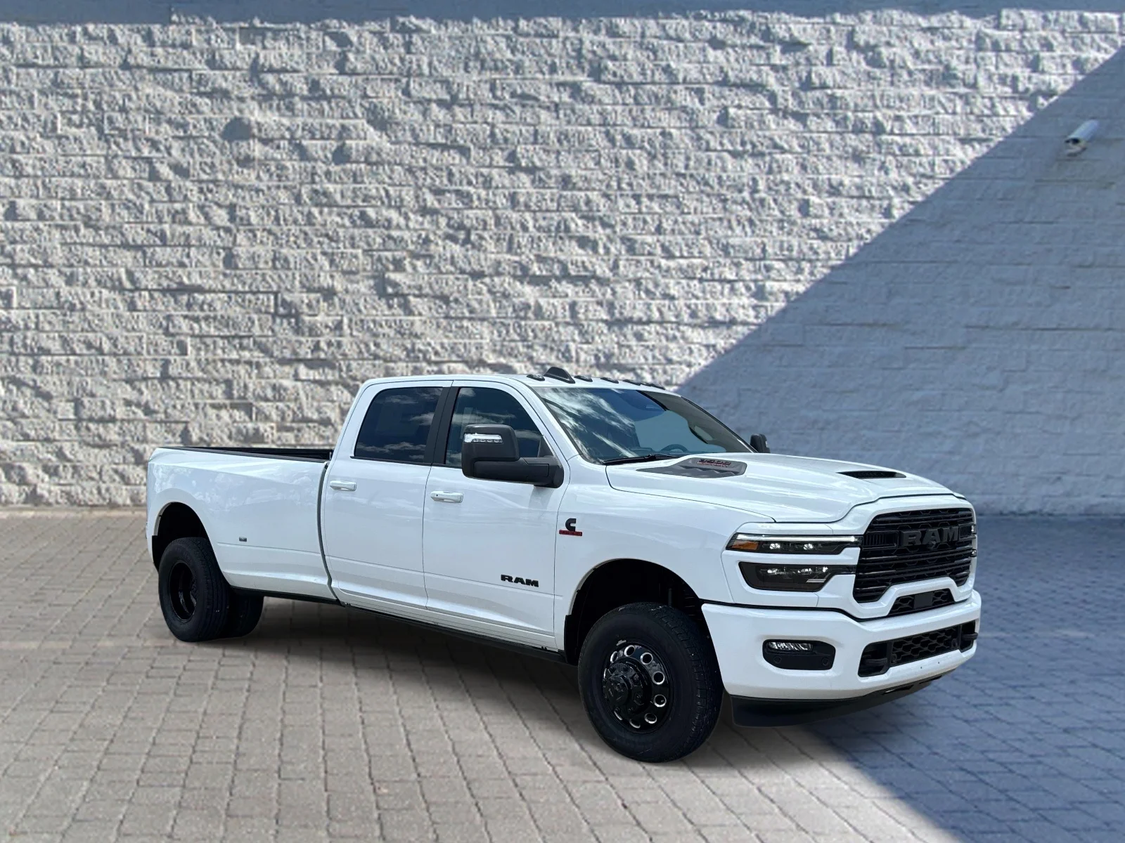 New 2026 Bright White Clear-Coat Exterior Paint RAM Laramie image 1