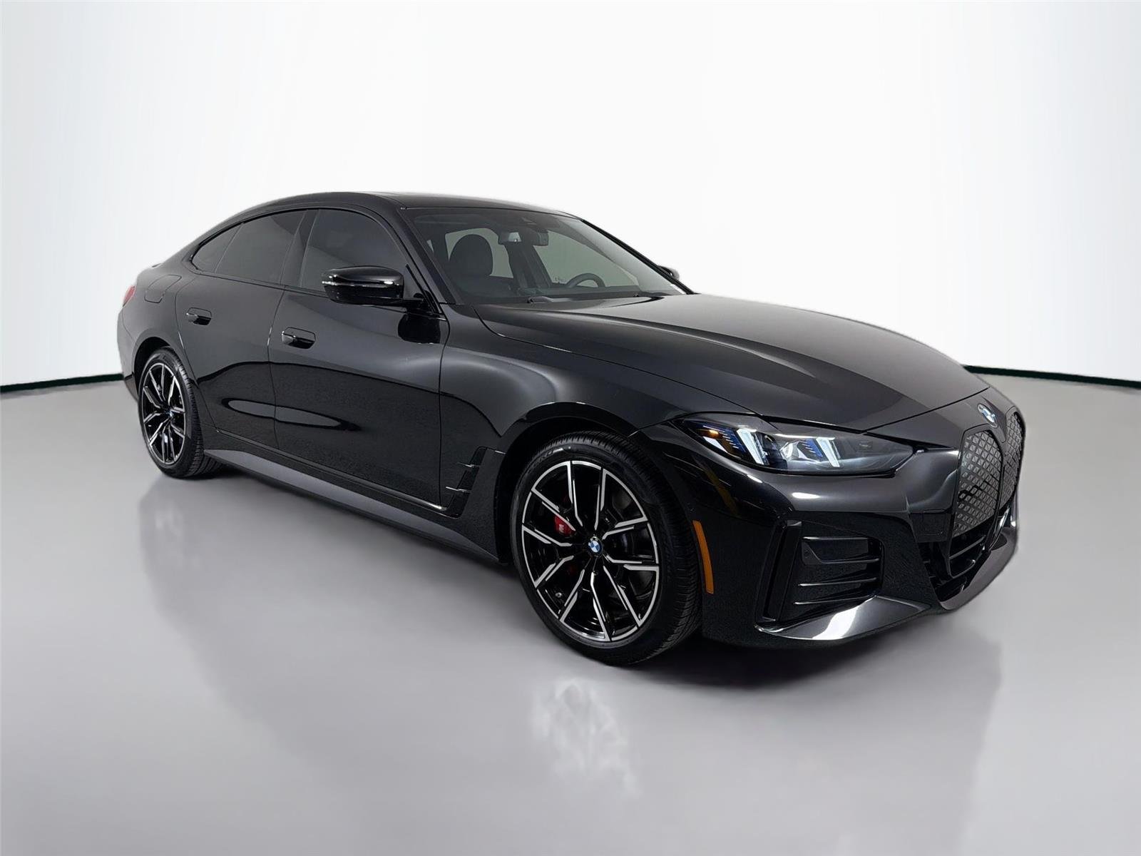 New 2026 Black Sapphire Metallic BMW xDrive40 image 3