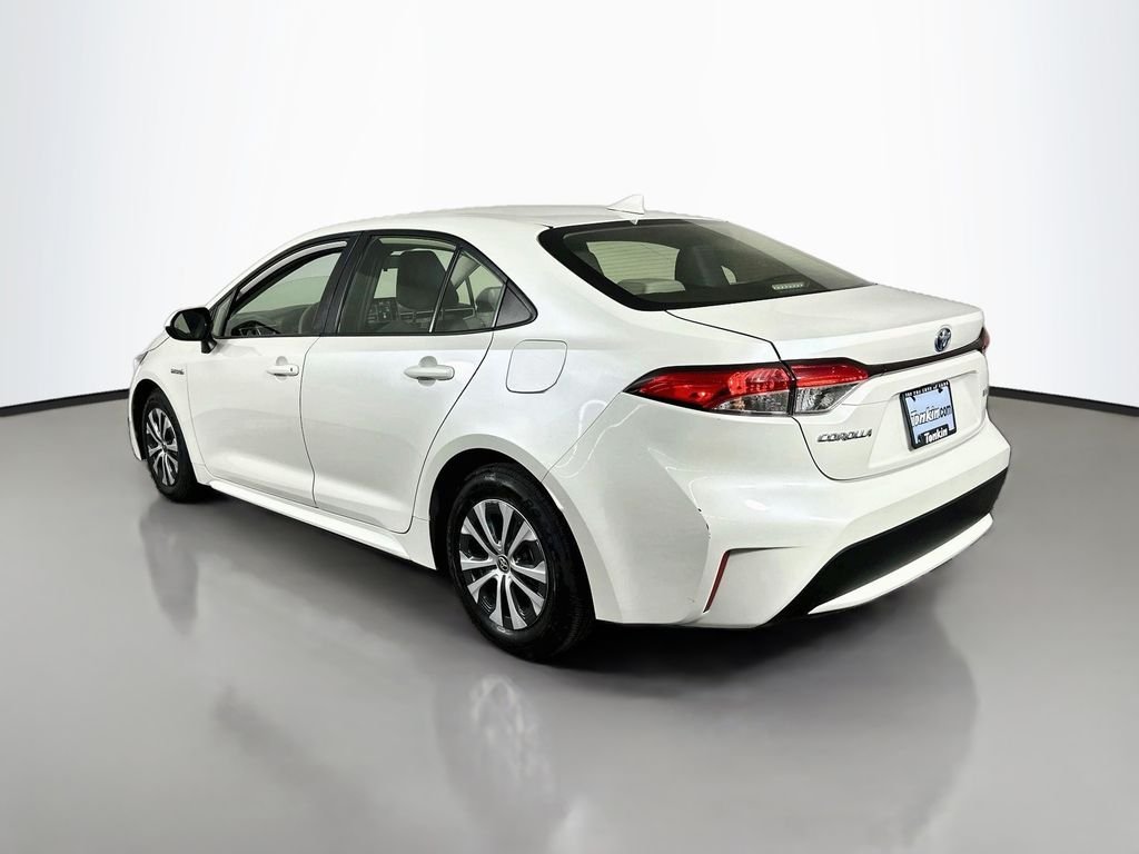 Used 2021 Blizzard Pearl Toyota LE image 6