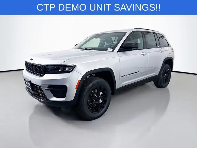 New 2025 Silver Jeep Altitude X image 3