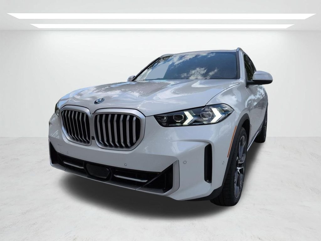 New 2026 Mineral White Metallic BMW xDrive50e image 8
