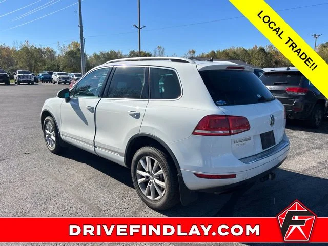 Used 2014 White Volkswagen V6 TDI image 20