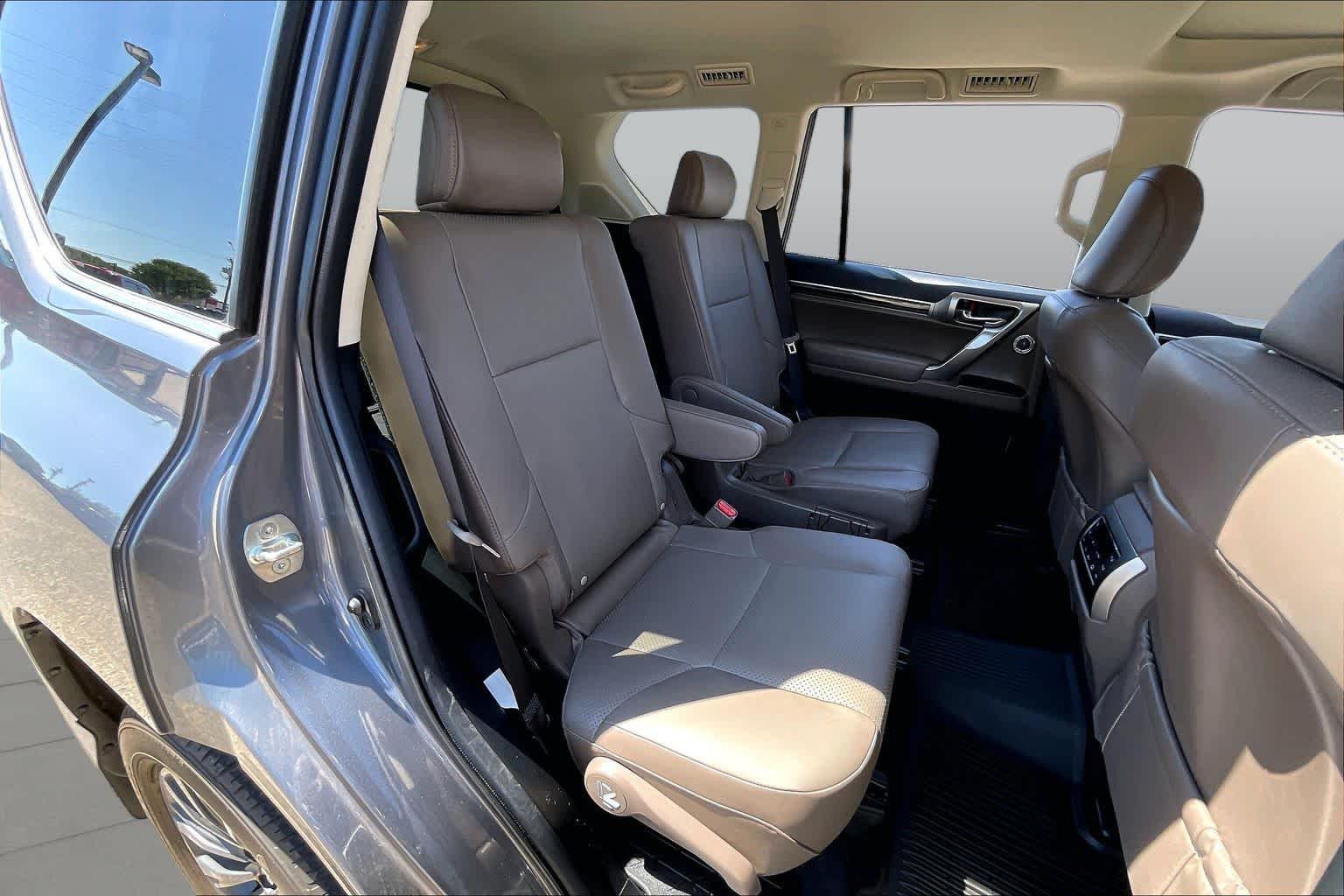Used 2023 Nebula Gray Pearl Lexus Luxury image 19