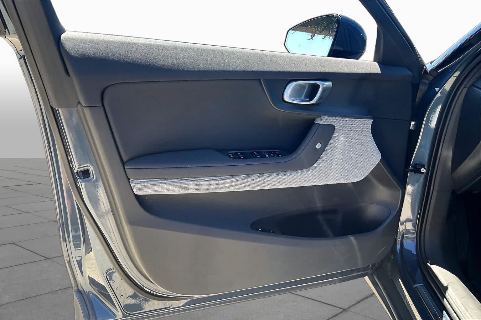 Used 2021 Thunder Polestar Launch Edition image 20