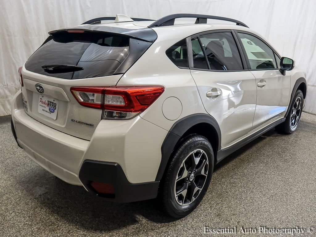 Used 2018 Crystal White Pearl Subaru 2.0i Premium image 8