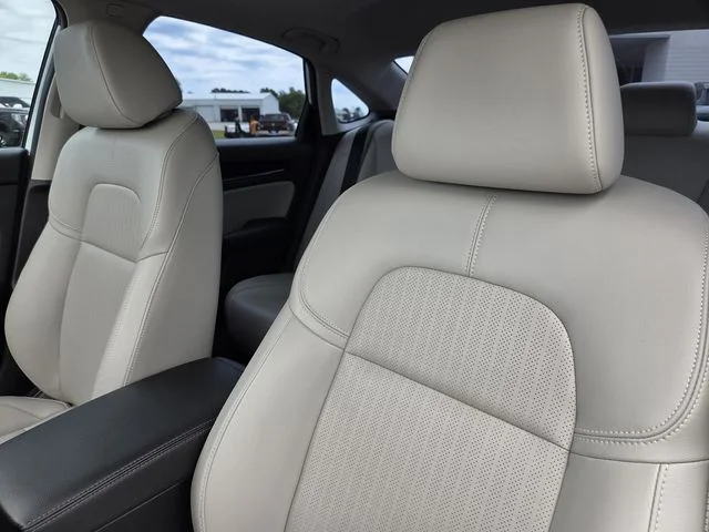 Used 2024  Honda Touring image 27