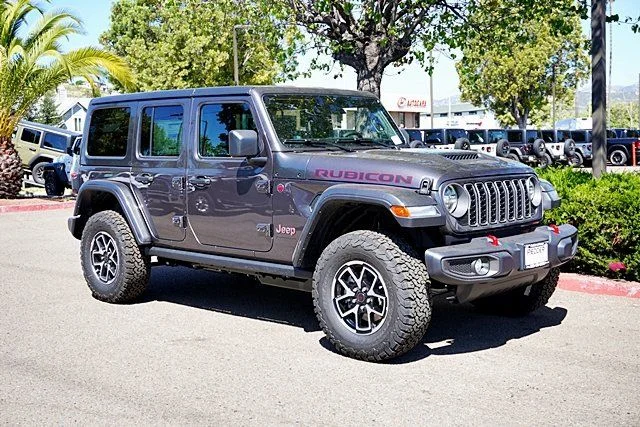 New 2026 Granite Crystal Metallic Clear-Coat Exterior Paint Jeep Rubicon image 5