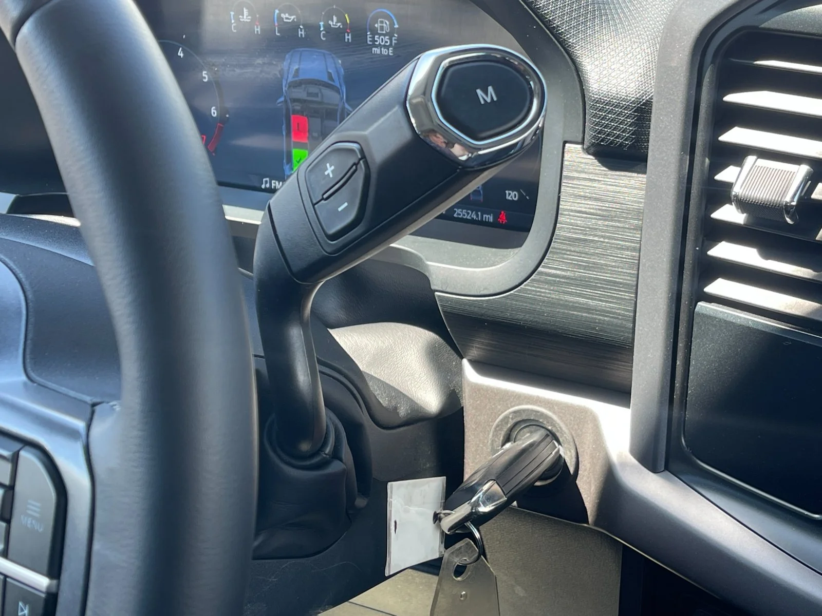 Used 2025 White Ford XLT image 22