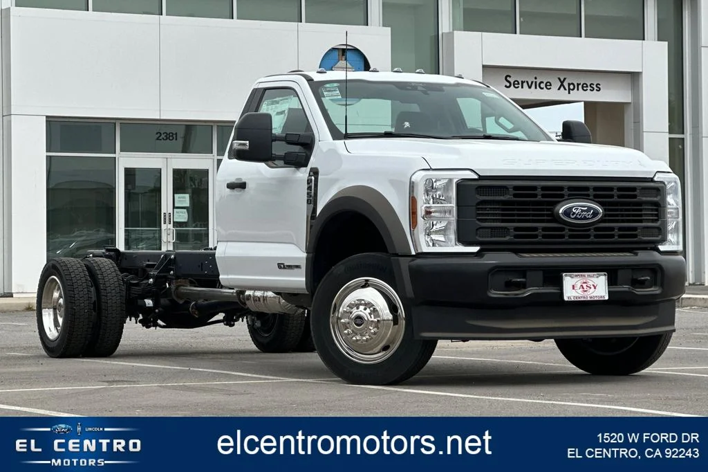 2026 Ford F-450 XL 4x4 Regular Cab 193-In DRW's photo