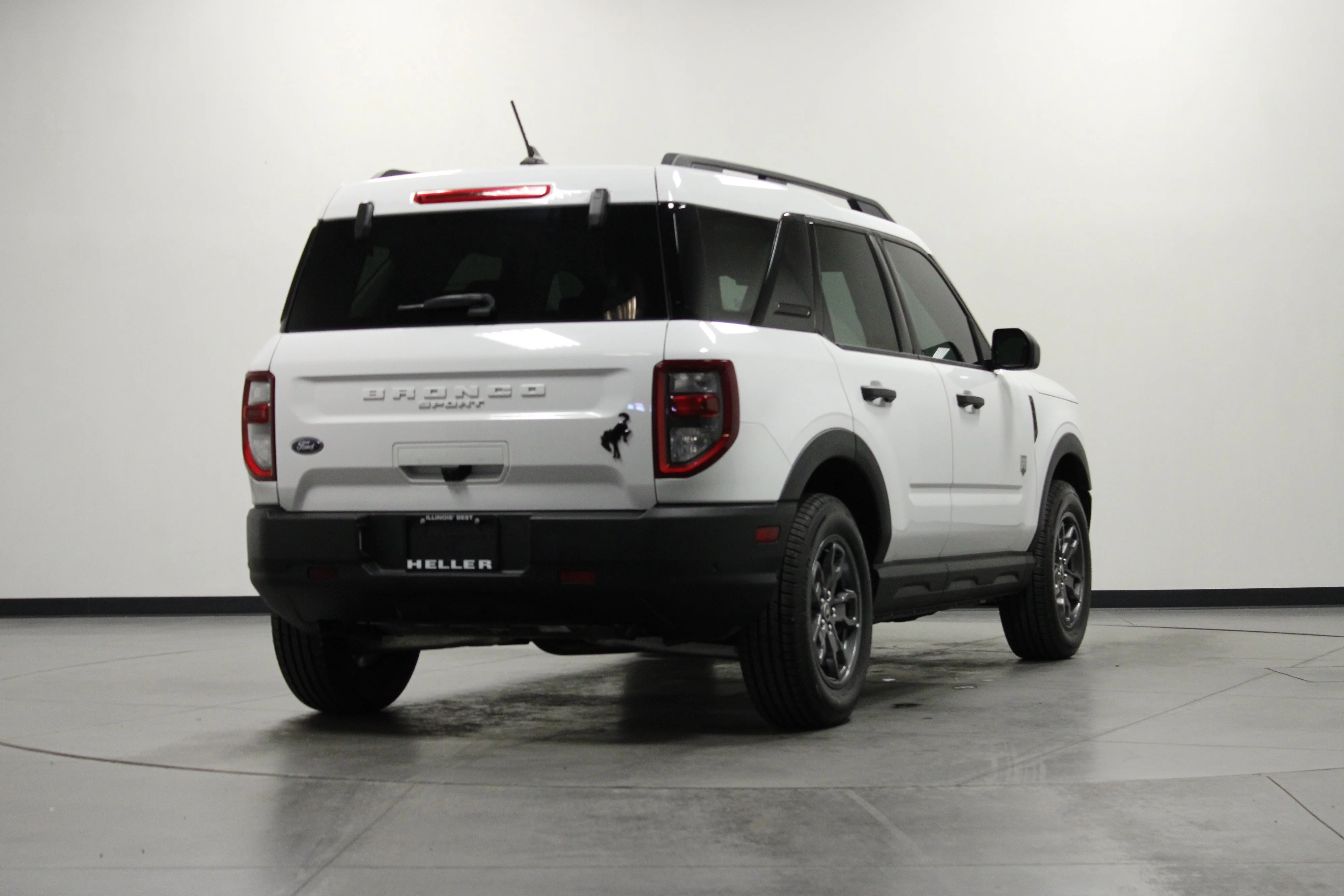 Used 2022 Oxford White Ford Big Bend image 4