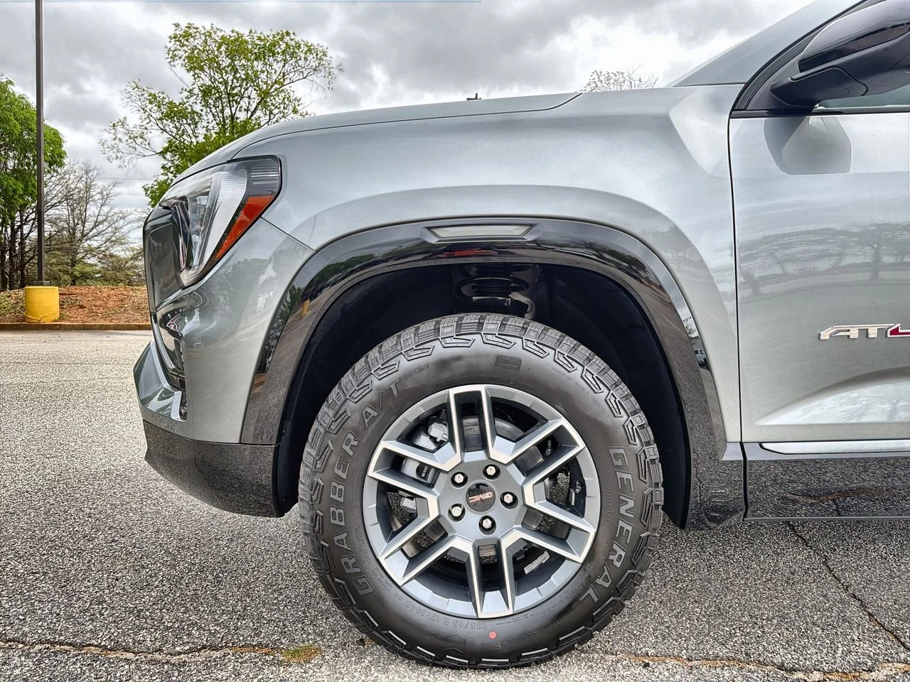 New 2026 Sterling Metallic GMC AT4 image 29