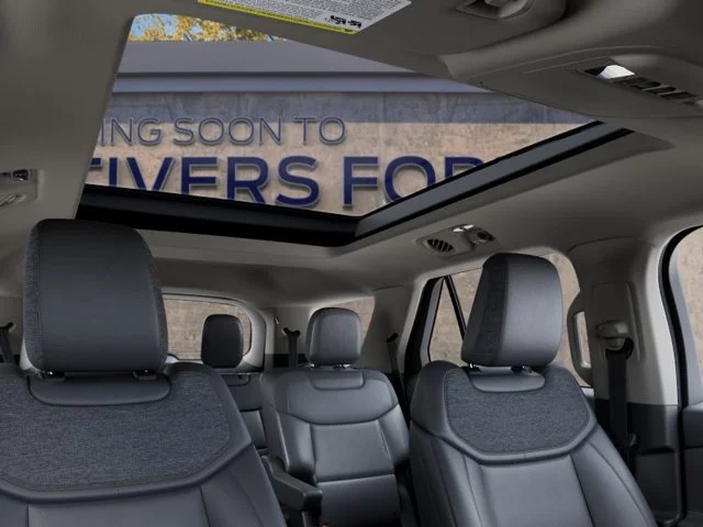 New 2027 Gray Ford Active image 22