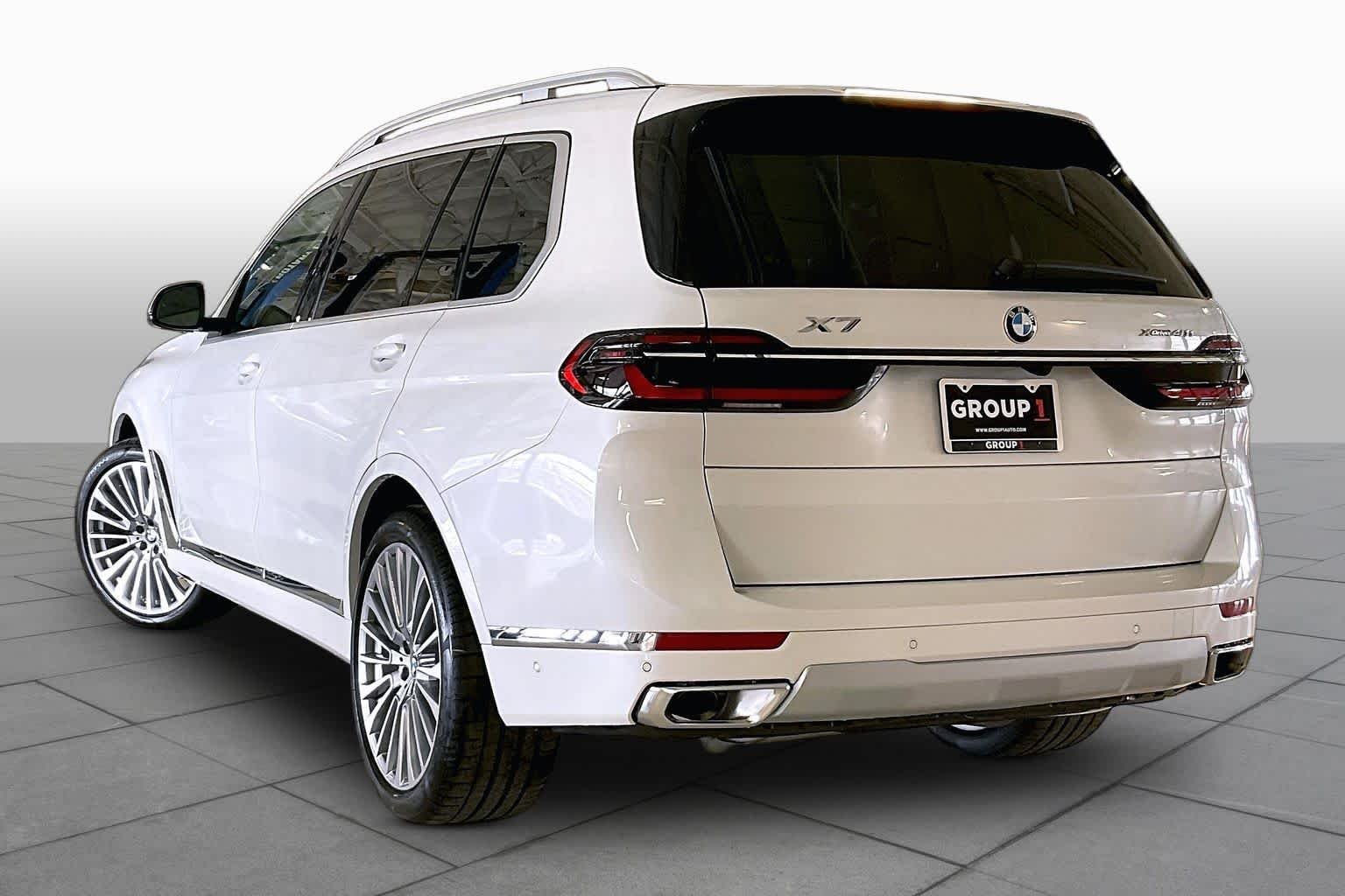 New 2027 Mineral White Metallic BMW xDrive40i image 12