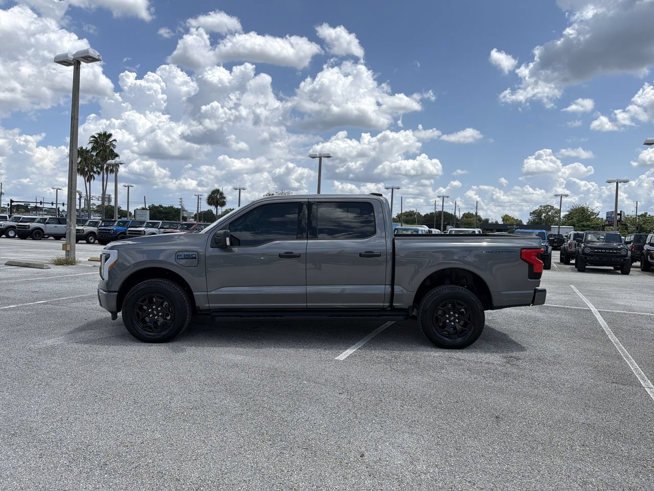 Used 2025 Gray Metallic Ford XLT image 5