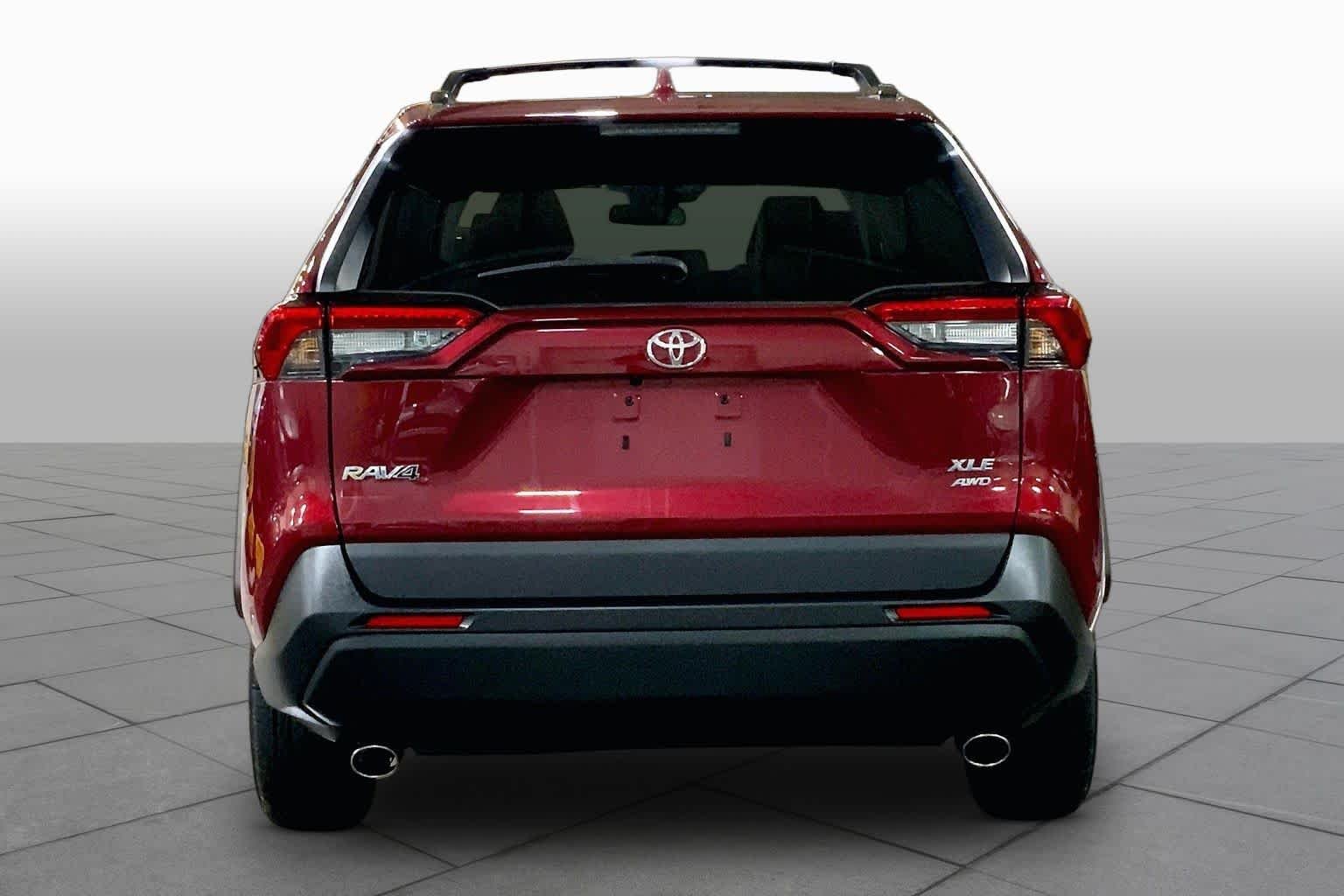 Used 2023 Ruby Flare Pearl Toyota XLE image 5