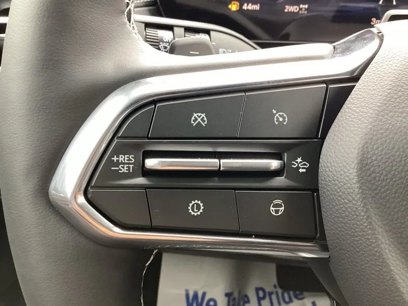 2027 Chevrolet Traverse LT - Photo 29