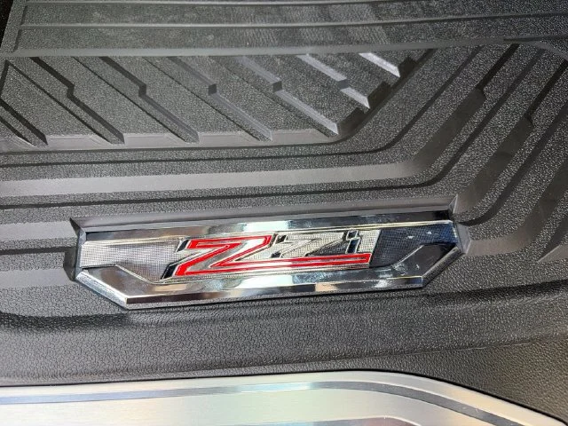 New 2026 Summit White Chevrolet LT Trail Boss image 11