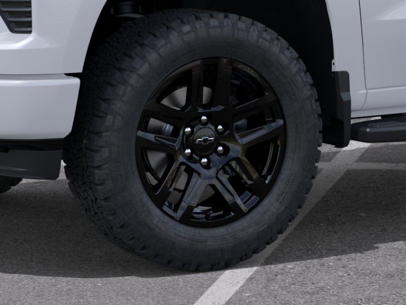 New 2026 Summit White Chevrolet RST image 9