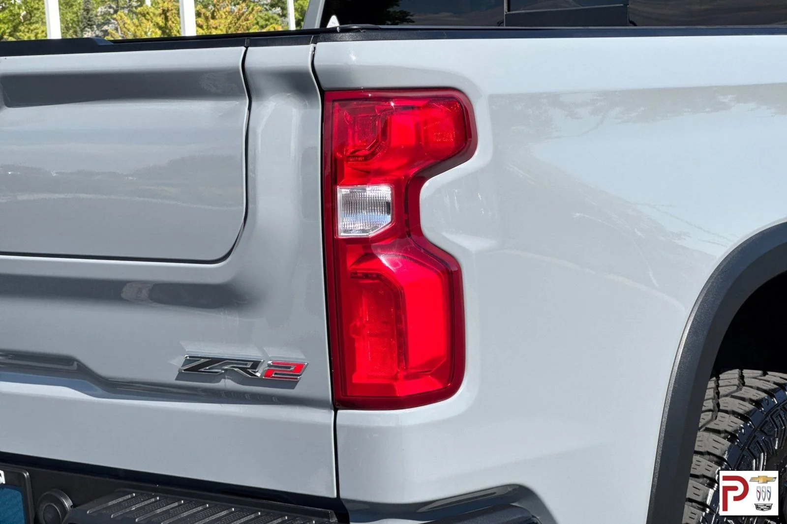 Used 2024 Gray Chevrolet ZR2 image 34