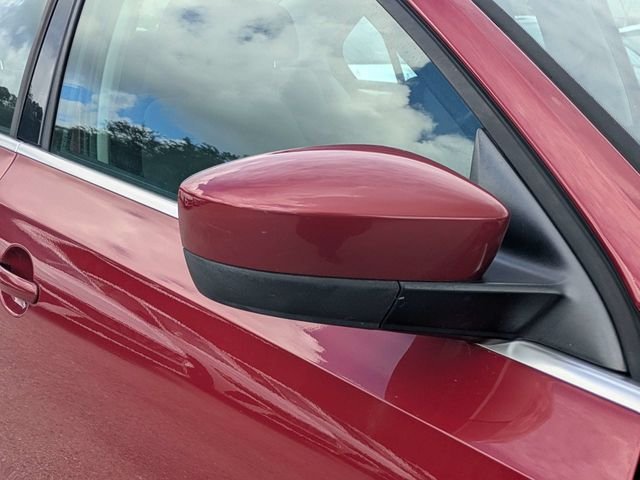 Used 2017 Red Volkswagen 1.4T S image 10