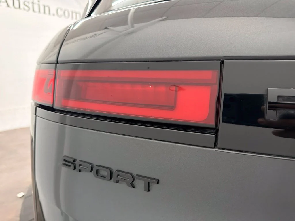 New 2024 Gray Land Rover Dynamic SE image 10