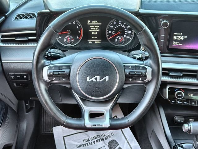 Used 2023 White Kia GT-Line image 14