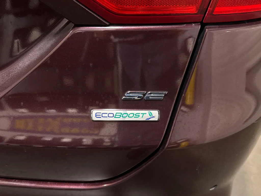 Used 2013 Red Ford SE image 5