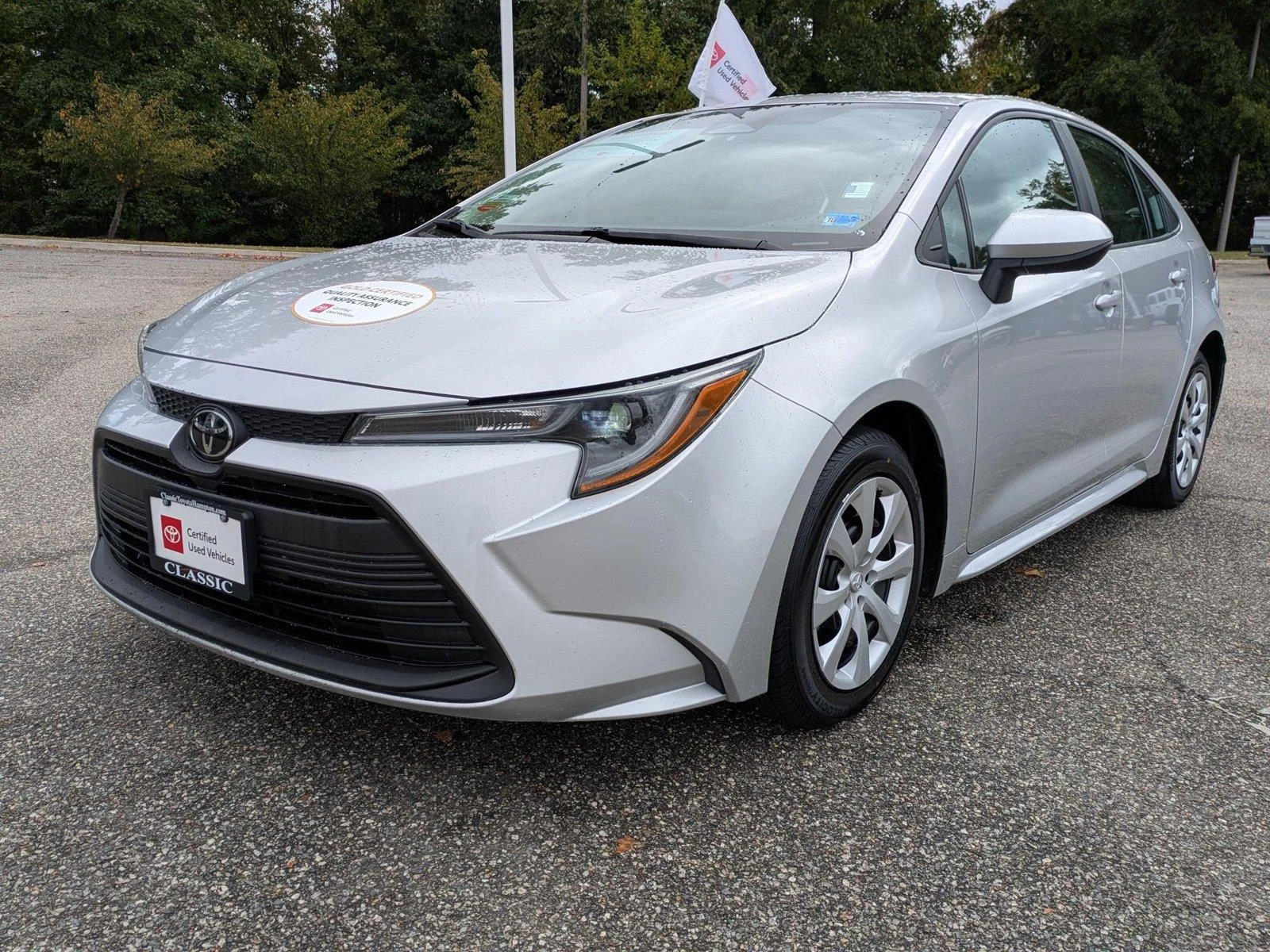 Certified Used 2024  Toyota LE image 8