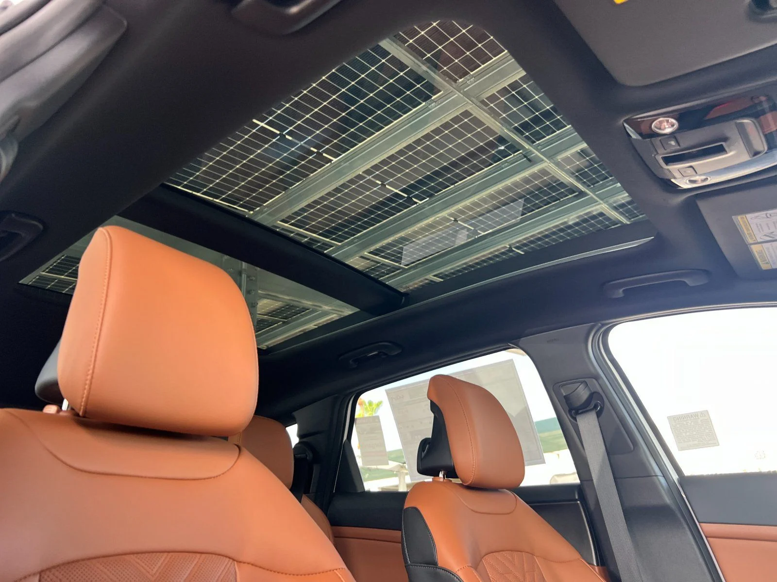 New 2026 White Kia X-Line image 18