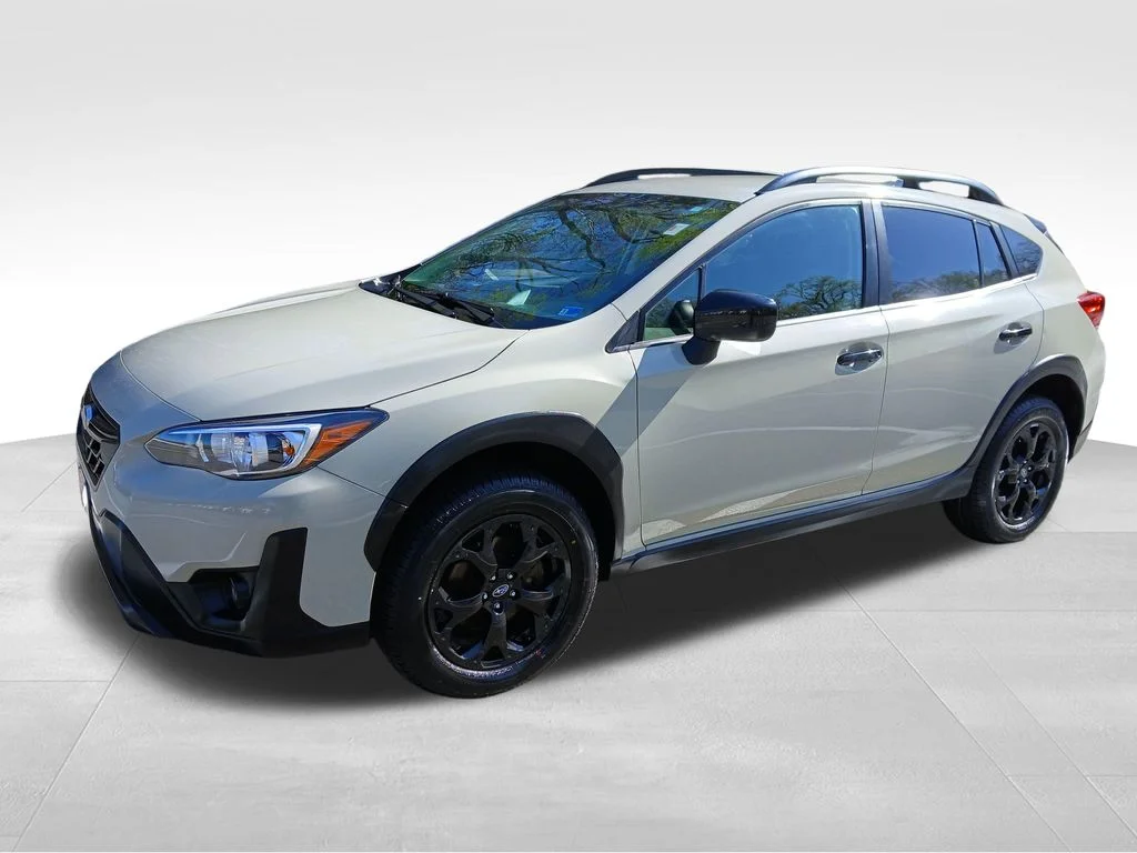 Used 2023 Beige Subaru Premium image 3