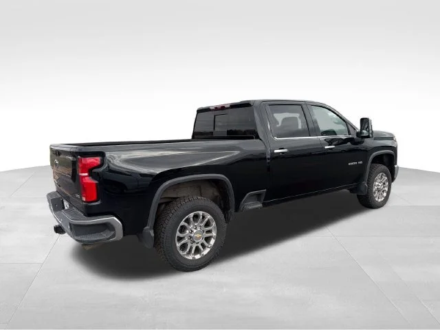Used 2025 Black Chevrolet LTZ image 6