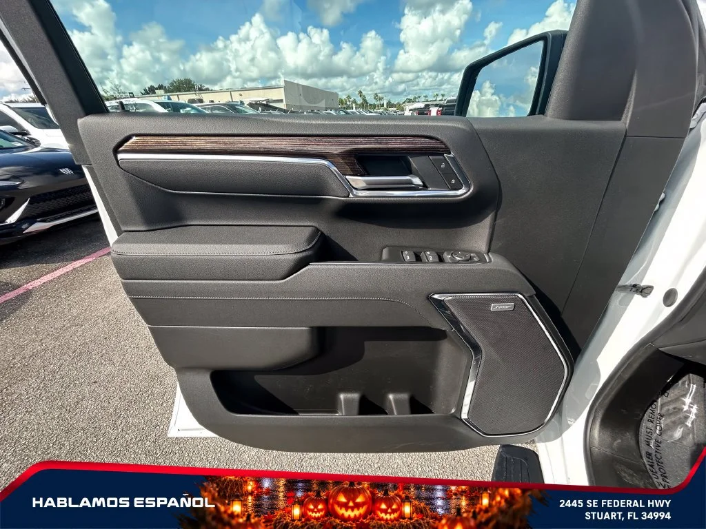 New 2026 Summit White GMC Elevation image 23
