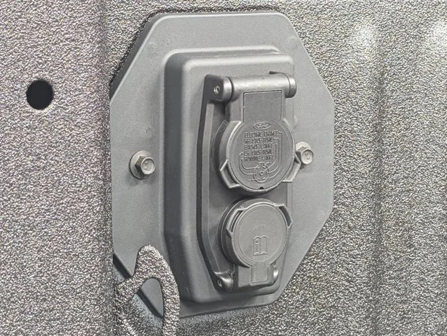 New 2026 Glacier Gray Metallic Tri-Coat Ford F-250® Lariat® image 65