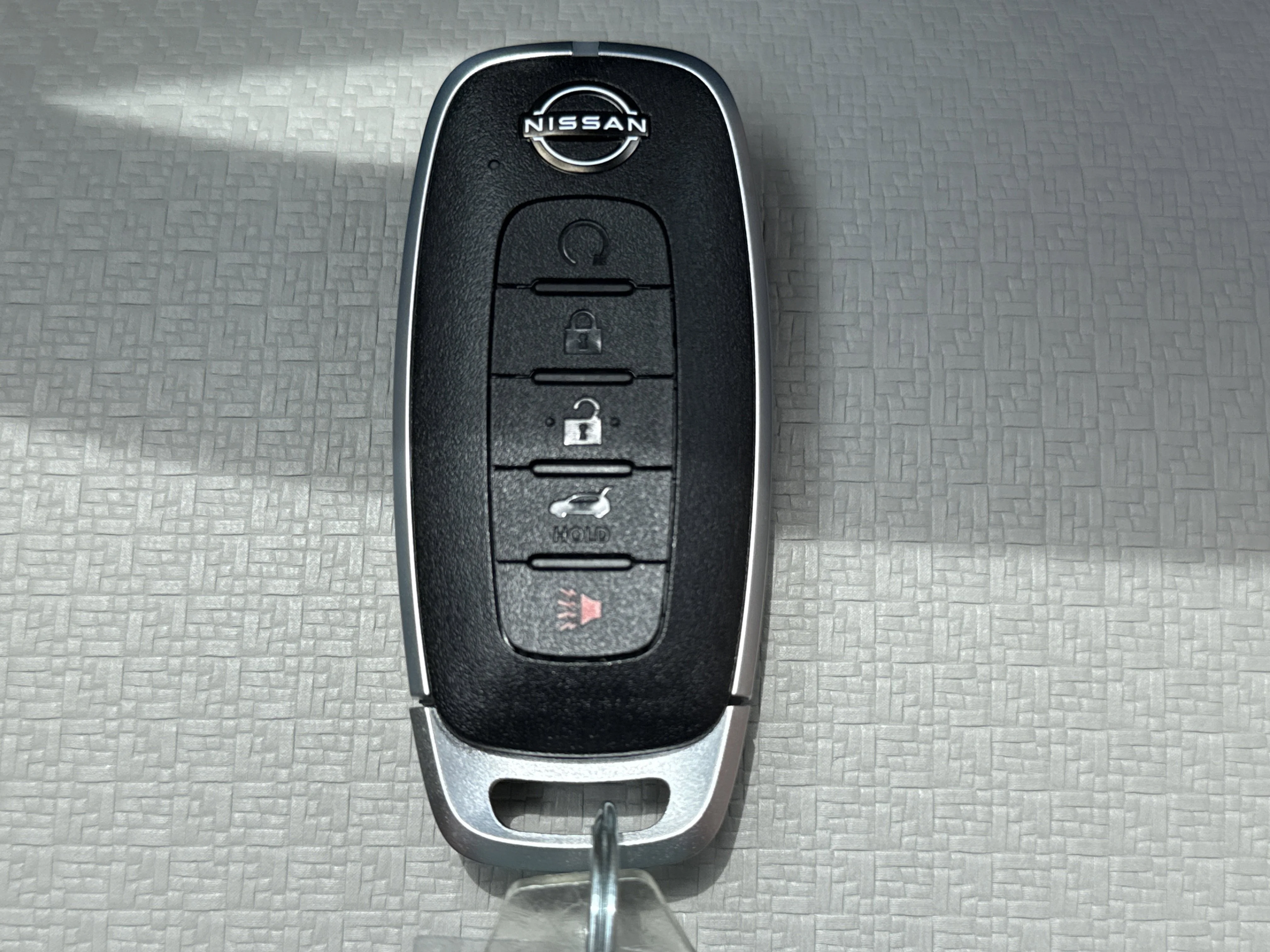 New 2026 Everest White Pearl Tricoat Nissan Dark Armor AWD image 22