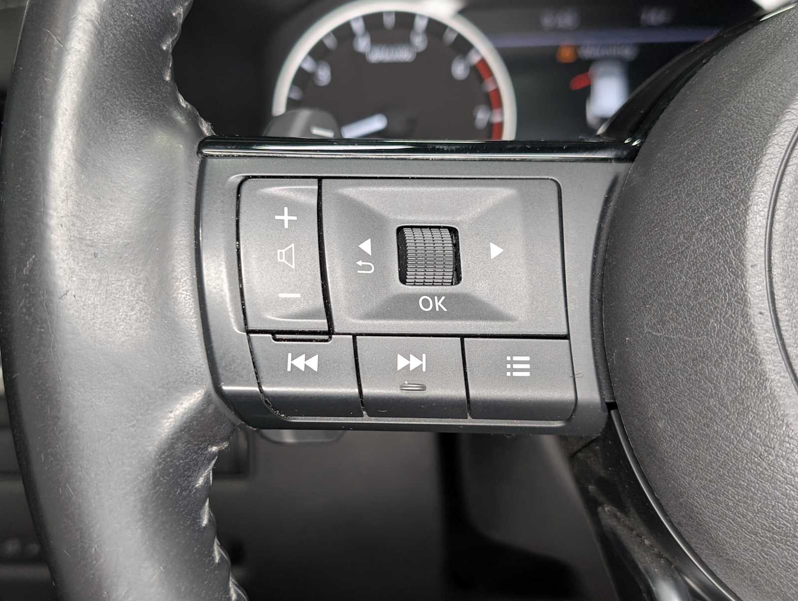 Used 2021 BOULDER GRAY PE Nissan SL image 35