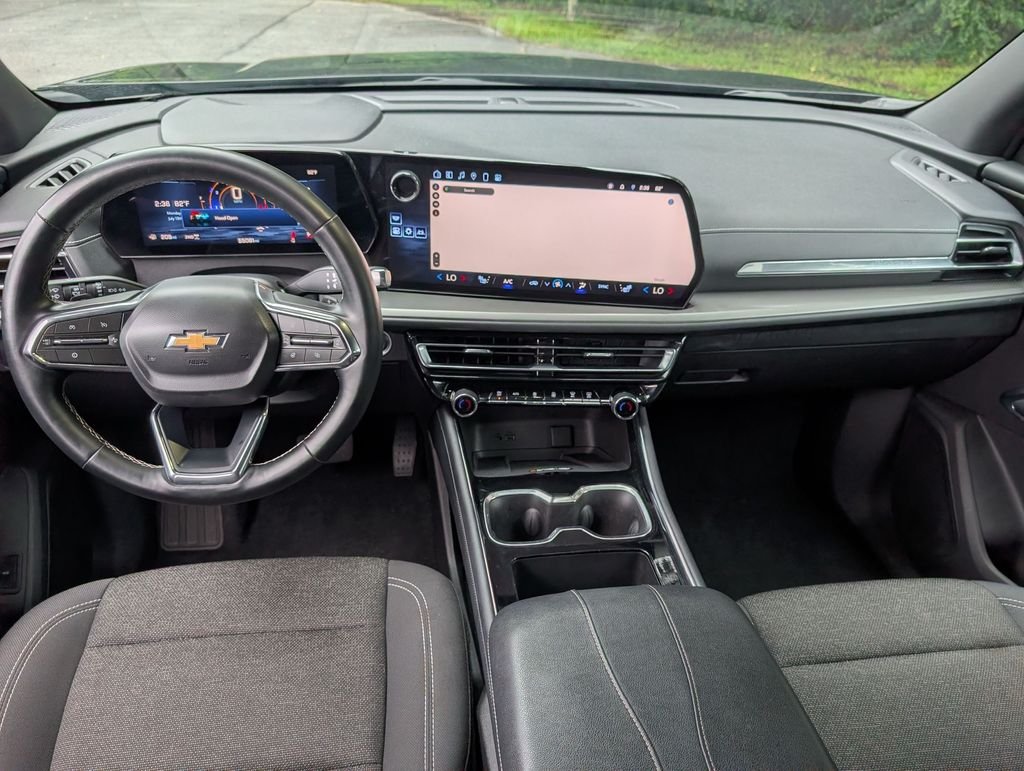 Used 2025 Black Chevrolet LT image 21