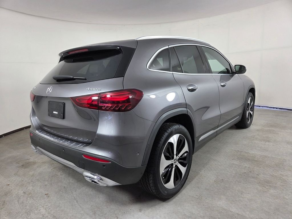 Certified Used 2025 Gray Mercedes-Benz GLA 250 image 5