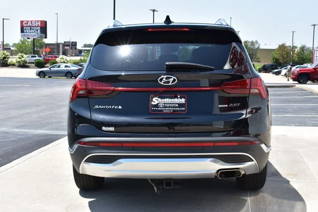 Used 2021 Black Hyundai Limited image 6