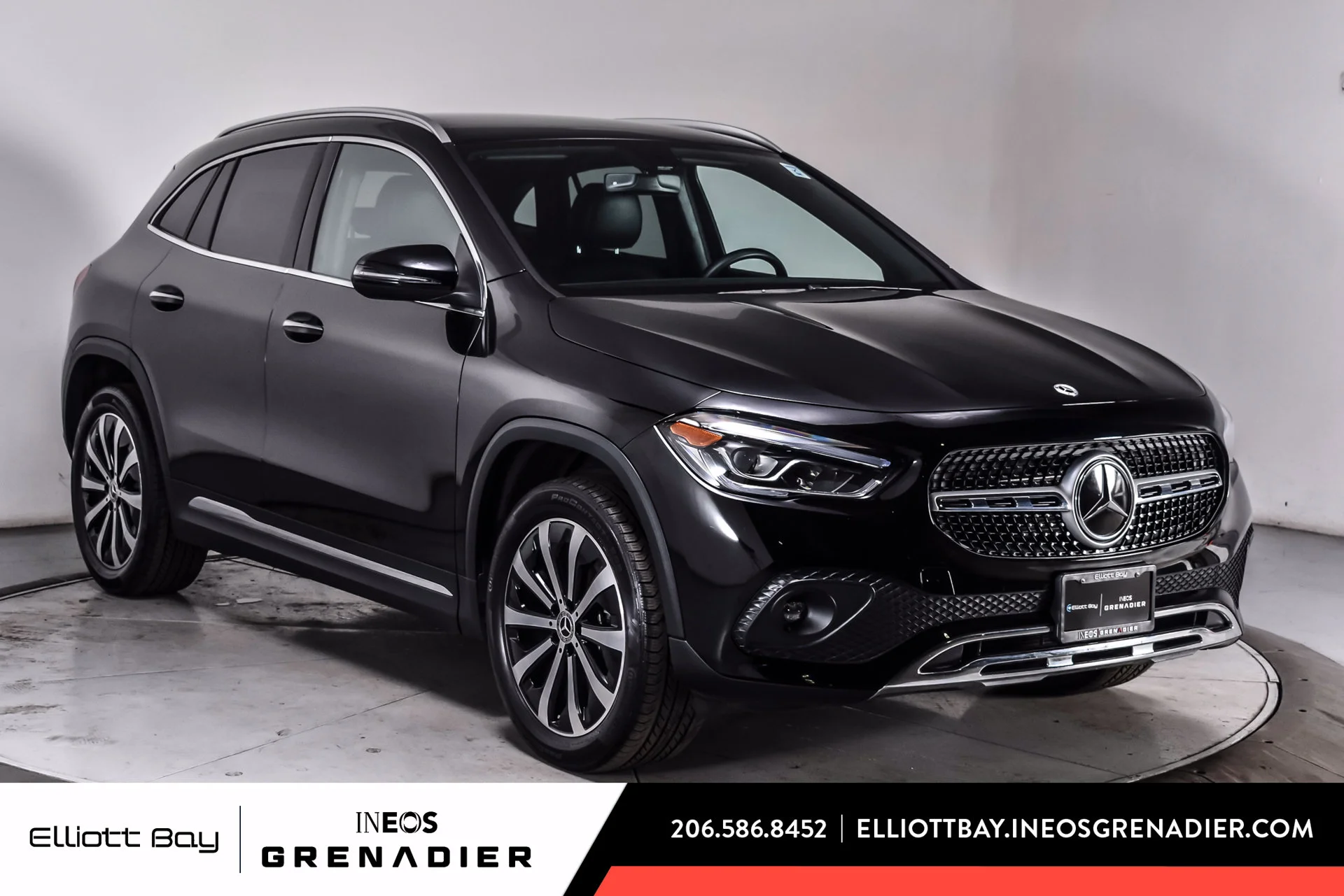 Used 2023  Mercedes-Benz GLA 250 image 1