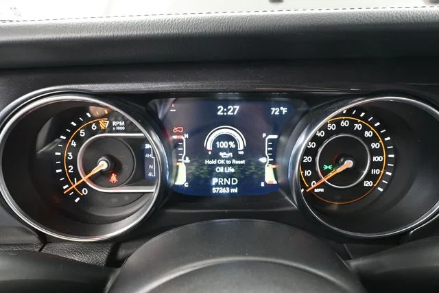 Certified Used 2022 Gray Jeep Unlimited Sahara Altitude image 36