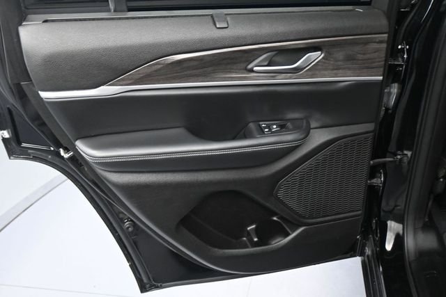 Used 2023 Black Jeep Limited image 26