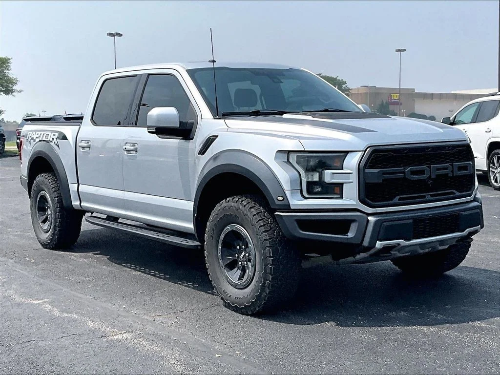 Used 2017 White Ford Raptor image 2