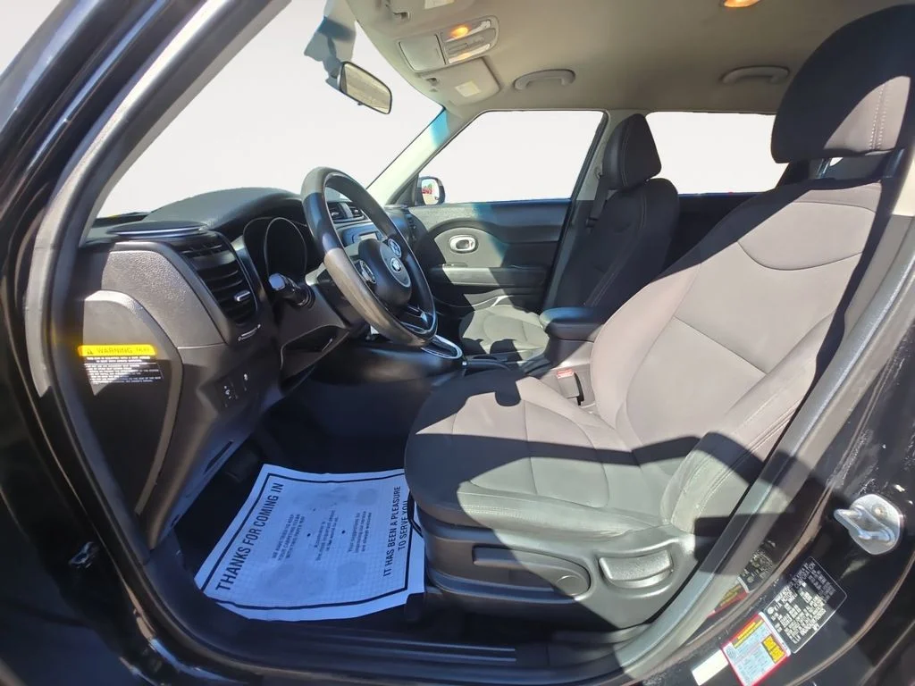 Used 2019 Black Kia Base image 10