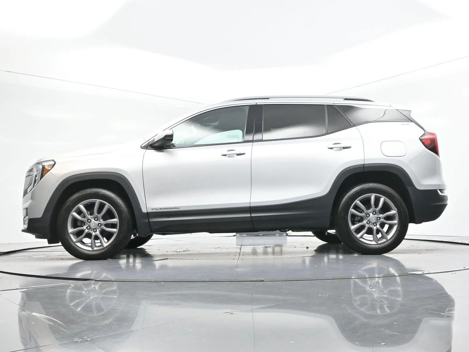 Used 2022 QUICKSILVER METALLIC GMC SLT image 45